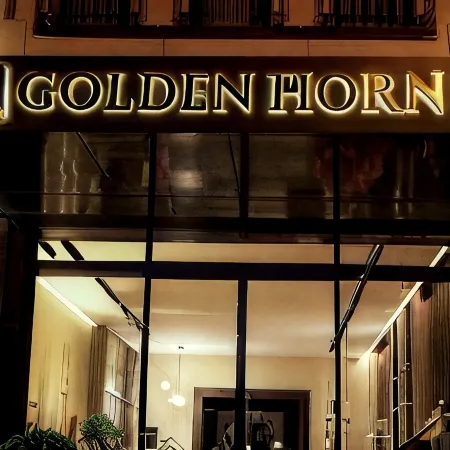 Golden Horn Apart Hotel Отели рядом с достопримечательностью «Станция метро Насими»