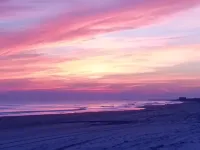 DIRECT OCEANFRONT Duplex with large decks next to Oceanana Fishing Pier. - 2-Star