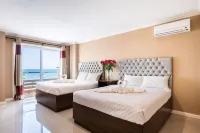 EM Royalle Hotel & Beach Resort - Boutique