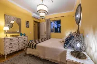 Riad Serpa Galé - Luxury, private pool, AC, wifi and 5 mins from the beach -  Casas de vacaciones
