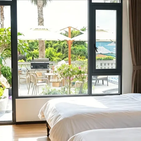 Bolan coffee resort on Meizhou Lsland