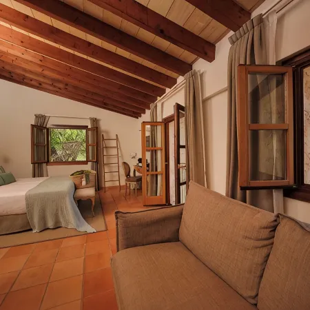 Hotel Rural Es Riquers