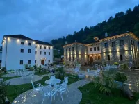 Hotel Kaso Ervehe Hoteles en Përmet