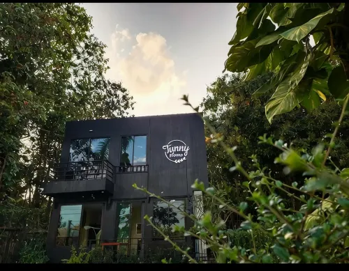 Tunny Home - Condos
