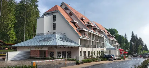 HOTEL CRYSTAL