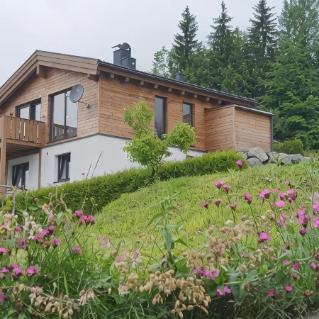 Luxurious Chalet, 7 adults, in sunny Klostertal