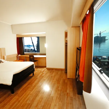 Ibis Valparaiso