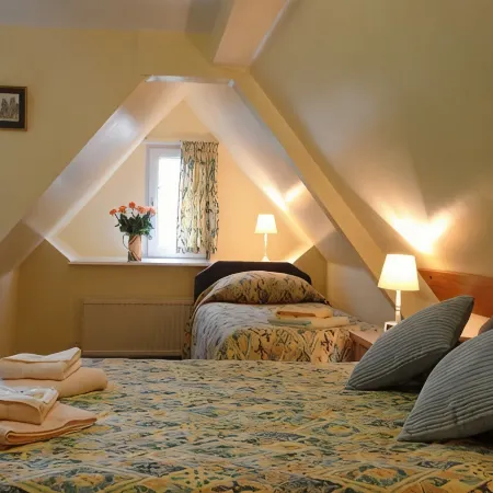 Midway Guest House