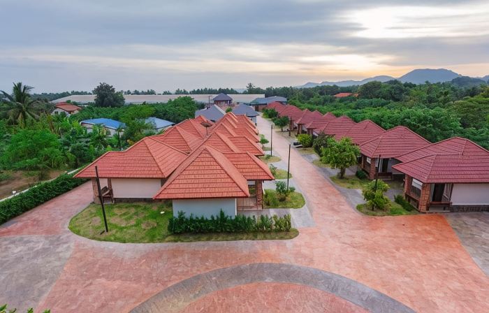 Avarin Resort