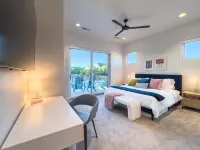 Color House · Pool+Slide · Every Bedroom Ensuite · Chef's Kitchen · Sand Hollow - 4-Star