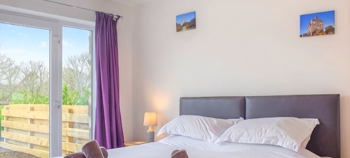 Private spacious house 5 mins by car to the beach Hotels in Redruth