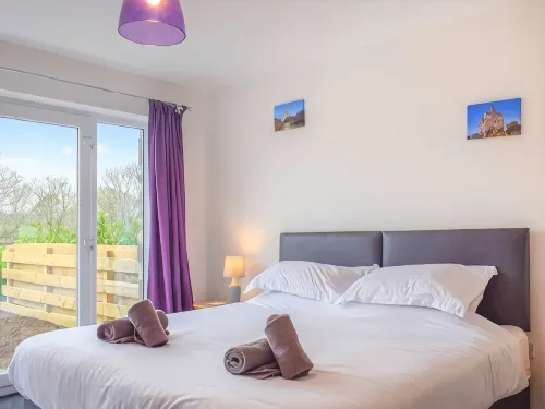Private spacious house 5 mins by car to the beach - 무료 와이파이