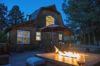 The Barn on Braden, Classic Splendor on the South Side