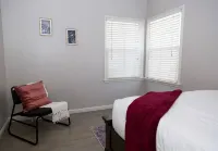 Modern and Relaxing Home - Bungalow