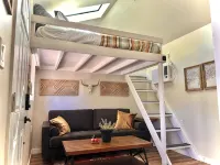 Tiny Farmhouse Cottage with Loft - Drift Asleep by Stargazing through Skylight - 3-Star