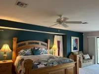 RUM CAY GETAWAY: South facing waterfront home, private pool/spa, bar, and dock. - Wifi