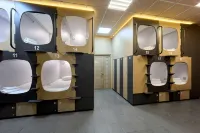 Oranzhevoe Nebo Hostel - Bãi đậu xe