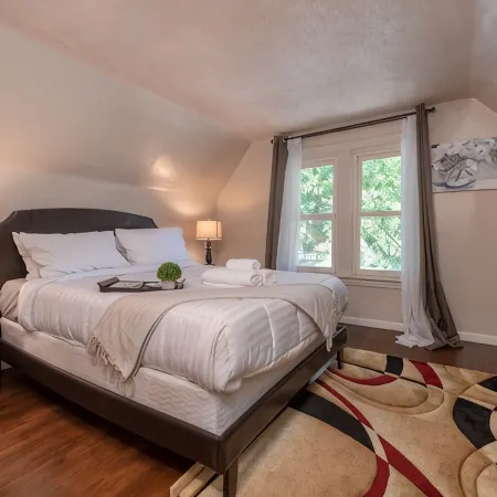 Experience Twin Cites, Spacious, Entire House