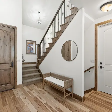 Hot Tub, Free DV Shuttle, 180° View of Deer Valley, 1GB Wifi, Pets Welcome