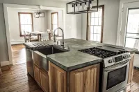 Spacious 4 bedroom home, close to hiking trails and Gore mountain for skiing - 3-Star