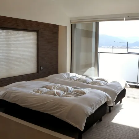 Kasumi A Seafood Inn with Views of the Sunrise Nabeya