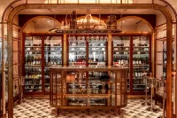 Four Seasons New Orleans - 5-Star