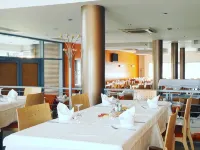 โรงแรมอัลเวลเยโร - 3 ดาว