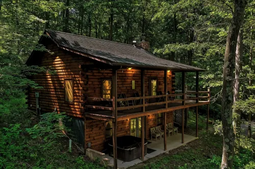 Minutes to Caves - 2 KINGS. Hot Tub. Games. Firepit. Close to Everything - Chalets