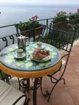 Romantic Pied a Terre on the Sea .Views Every Room Concierge,on Amalfi dr.Aaaaaa - Bungalow