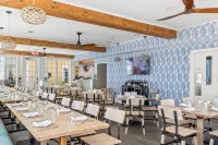 Pet Friendly Beach Front 3-Bedroom Condo Located in Pointe West, Galveston, TX. - อ่างจากุชชี่