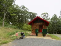 Camp RiverWood on the Hudson River - Hytter