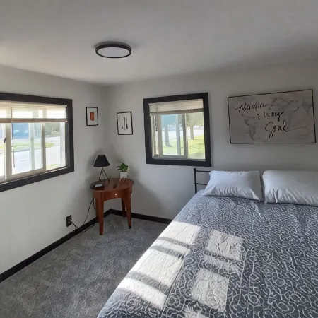 Cozy newly renovated home minutes from Sebewaing Harbor Marina to access bay.