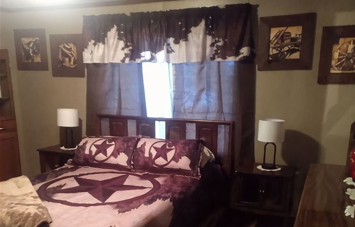 Cozy , comfortable, and warm with unique features and plenty of amenities!