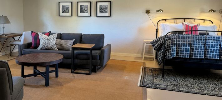 Stylish cabin near Medicine Park Hotels in Comanche County