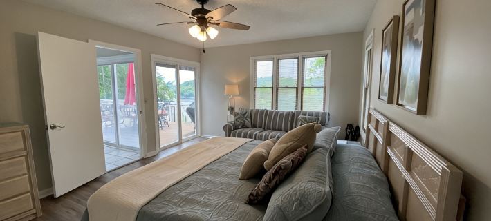 Little Buck Bungalow - Deerfield Lake View Home on Norris Lake Hotels in Campbell County