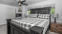 Lone Pine Retreat - 3BR 3BA - With Hot Tub - 3-Star