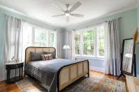 Newly Restored 2BR Heights Cottage - 4-Star