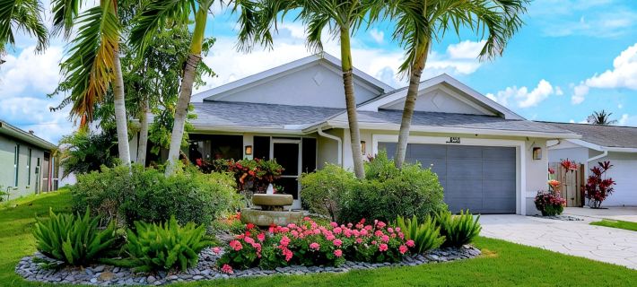 10% Off Weekly Naples Lux Home Private Heated Pool + Spa, Near Vanderbilt Beach Hotels in Naples Park