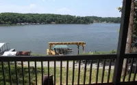 Lakefront, Amazing Views, Boat Rentals Available - 3-Star