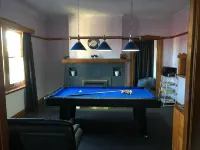 ROCKLYN HOUSE - QUIET, CONVENIENT & CENTRAL LOCATION - Bungalows