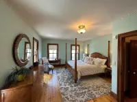 Charming Historic Getaway: Unwind in Lancaster's Timeless Elegance - Wifi