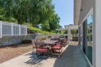 GREAT LOCATION! CLOSE TO PELTZER, LORIMAR, FAULKNER, LONG SHADOW WINERIES! - 3 estrellas