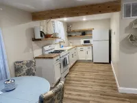 Cozy updated one bedroom cottage on shawano lake - 3-Star