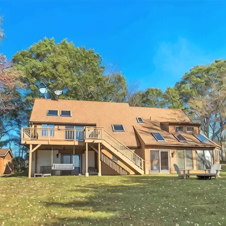 Timber frame home only 5 minutes from Windham Mountain - perfect for 2 families!