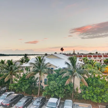 Hutchinson Island Hotel
