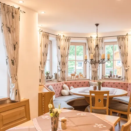 Hotel Alpspitz B&B