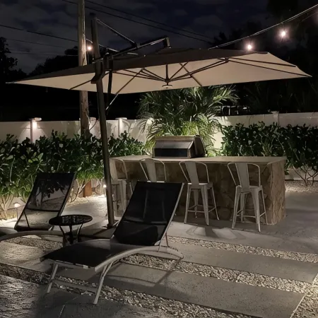 ☆Featured on HGTV☆ Heated Pool, SleepNumber Beds, Beach Cruisers