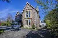 The Abbotsford - Homestays