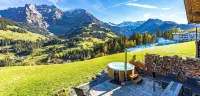 Chalet Rösi | Holiday Apartment with Hot Tub in the Mountains - Wifi