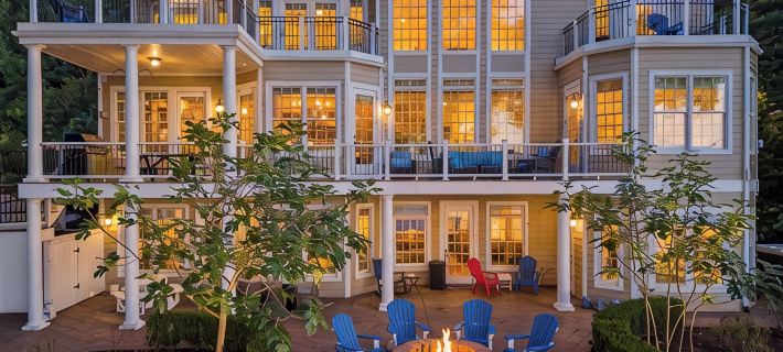 Lake Daze - Incredible 8 Bedroom Lake Gaston 5-star Boat included in rental Hotels in Warren County